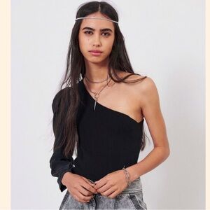 🇫🇷 Ba&sh asymmetrical black top